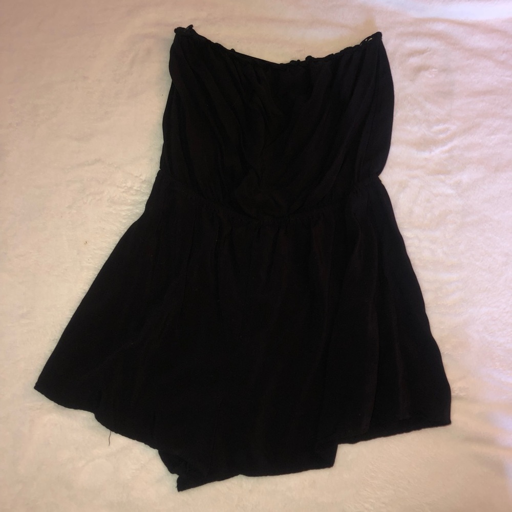 Black sleeveless romper